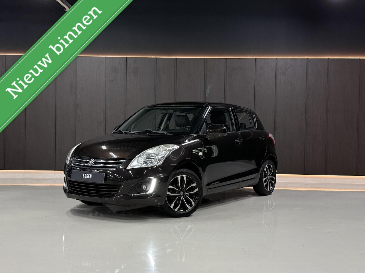 Suzuki Swift - 1.2 Style EASSS|CRUISE|PDC|AIRCO|TREKHAAK - AutoWereld.nl