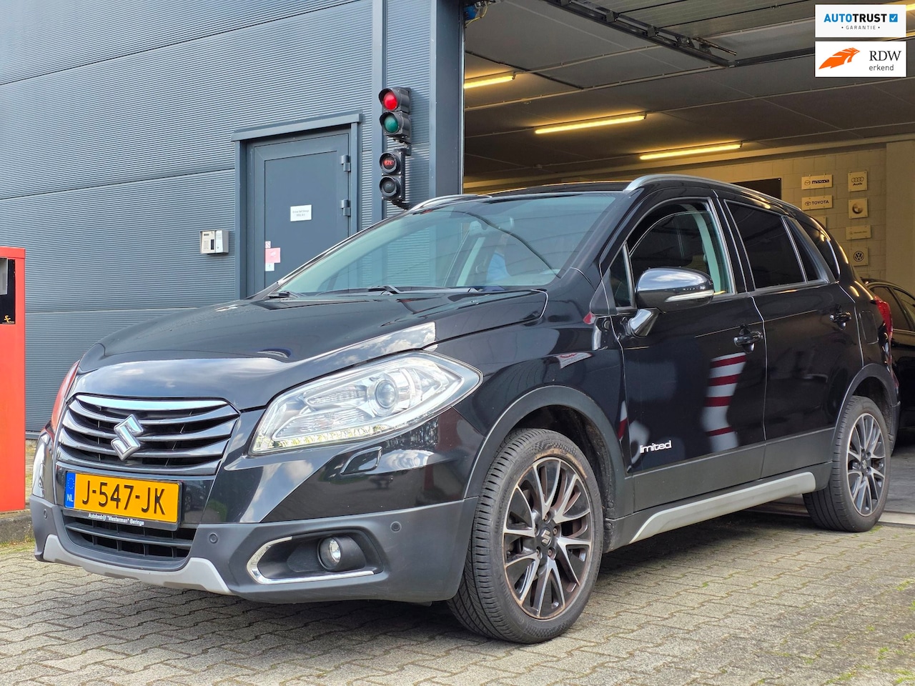 Suzuki SX4 S-Cross - 1.6 Exclusive / VOL OPTIES / NIEUWE OH.BEURT / TOPSTAAT ! - AutoWereld.nl