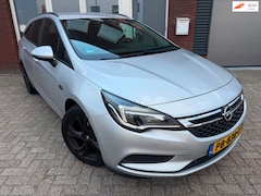 Opel Astra Sports Tourer - 1.0 Online Edition / Navi / Camera / PDC / Airco / NAP / AUT