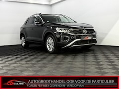 Volkswagen T-Roc - 1.0 TSI Life Apple carplay, Parkeersensoren, Cruise control adaptief, Virtual desk, A star