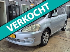 Toyota Avensis Verso - 2.0 D4-D Linea Sol *GRIJS KENTEKEN