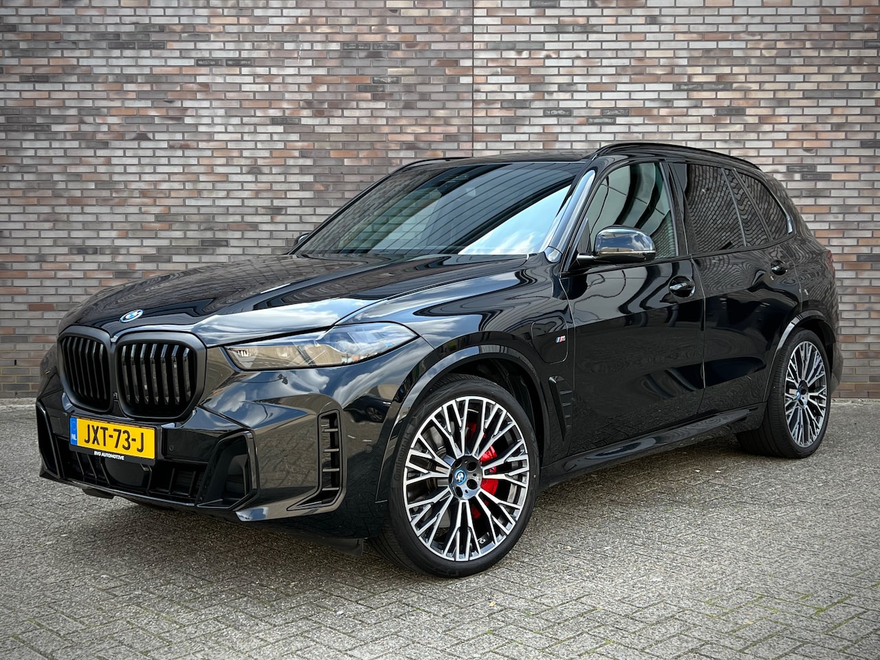 BMW X5 - xDrive50e M-Sport Pro Pano Trekhaak HUD H/K Driving Pro - AutoWereld.nl