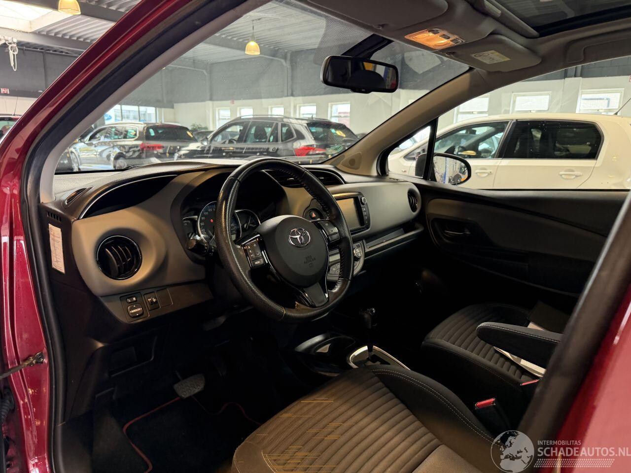 Toyota Yaris - 1.5 Hybrid Volcano Edition 1.5 Hybrid Volcano Edition