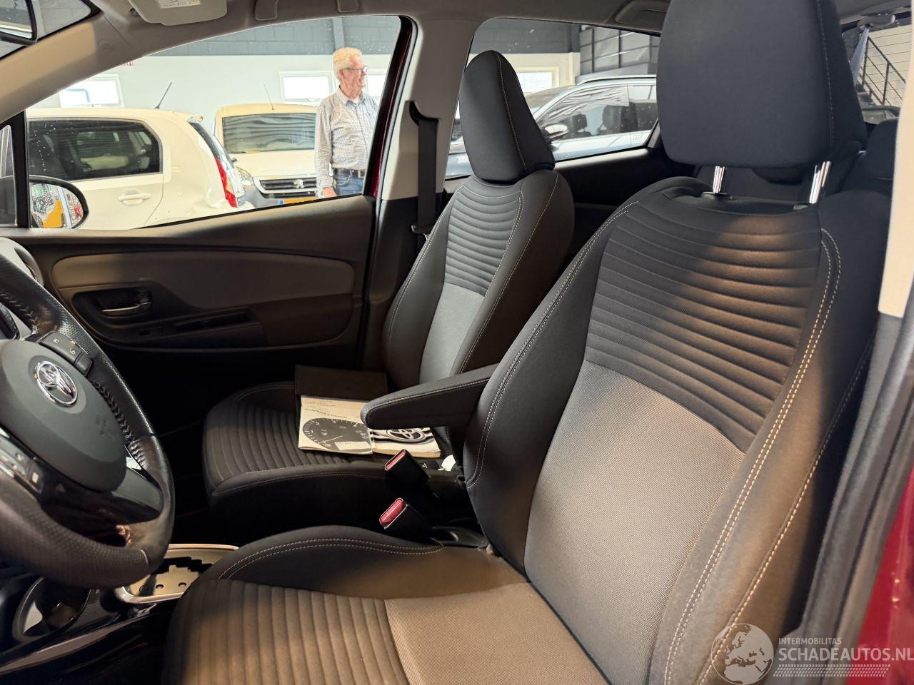 Toyota Yaris - 1.5 Hybrid Volcano Edition 1.5 Hybrid Volcano Edition