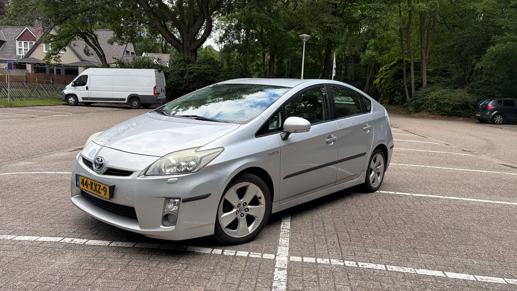 Toyota Prius - 1.8  Dynamic - AutoWereld.nl