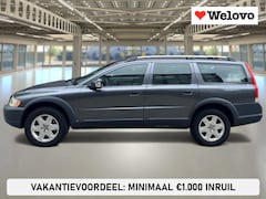 Volvo XC70 - 2.5 T Momentum dealer onderhouden, leder interieurs, carkit