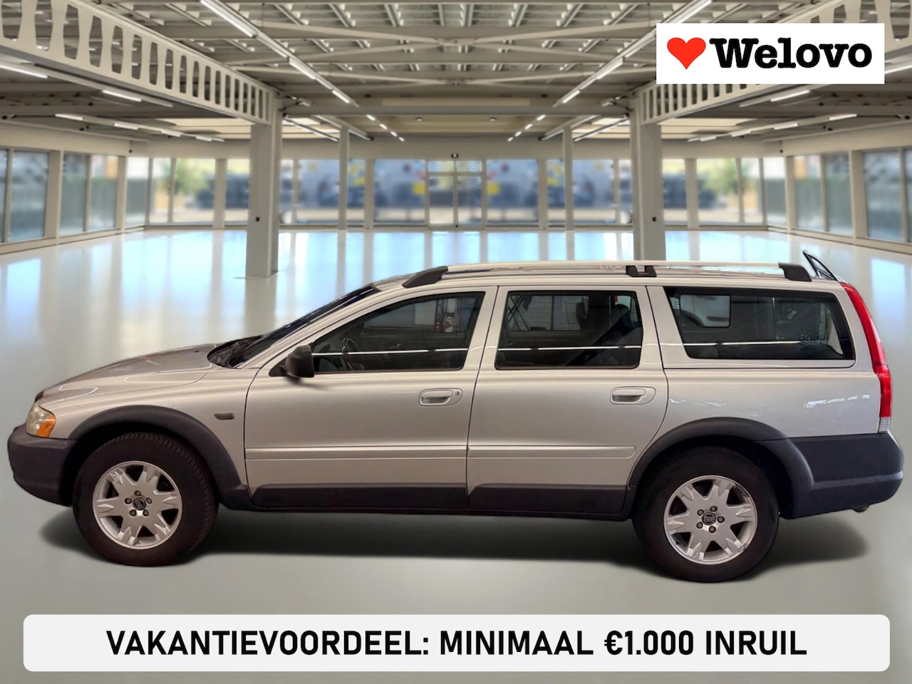 Volvo XC70 - 2.5 T Summum Schuifdak, leder, electr. verst. stoelen.... - AutoWereld.nl