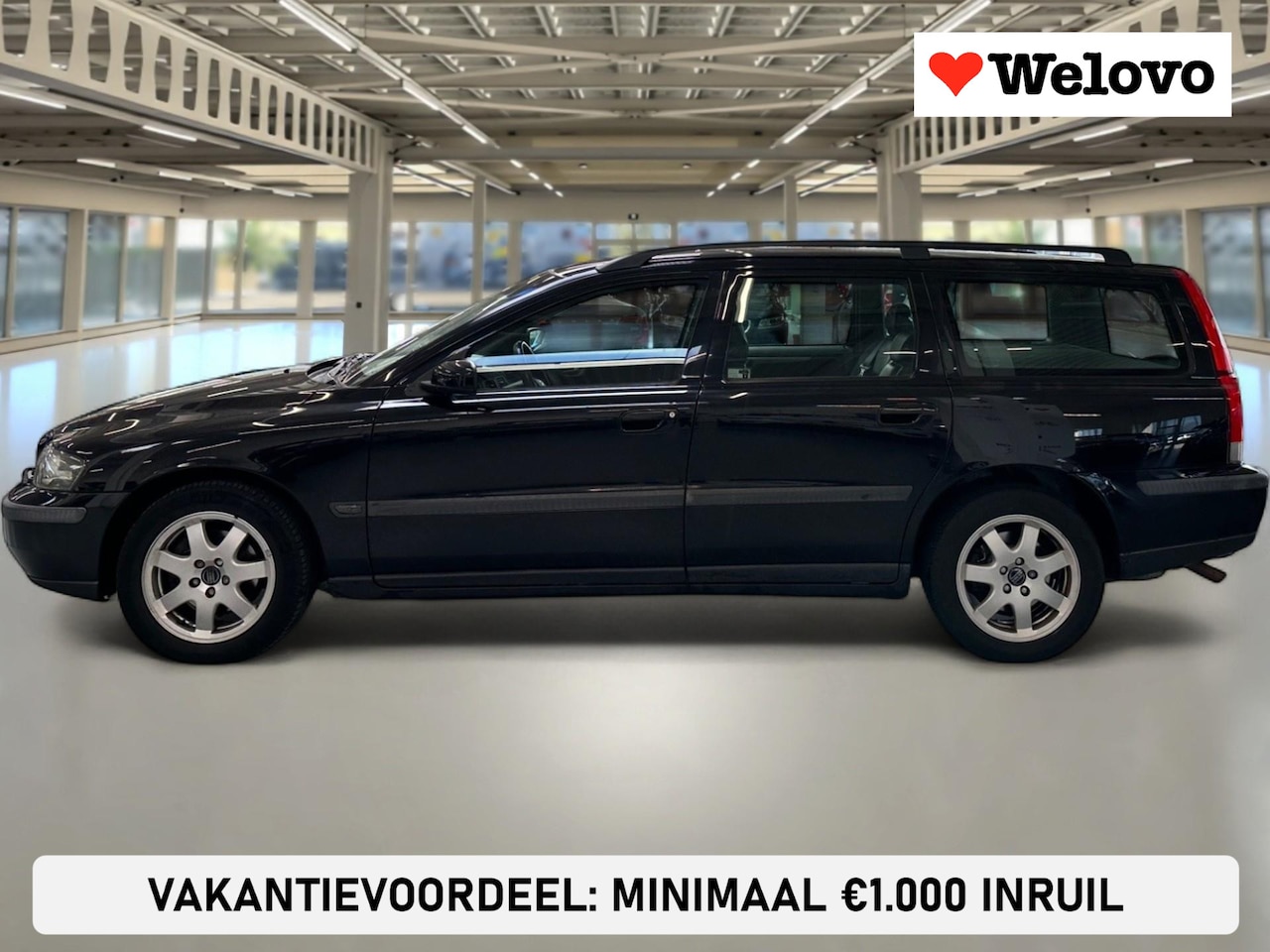 Volvo V70 - 2.4 Comfort Line Nieuwe koppeling, trekhaak, verwarmde stoelen... - AutoWereld.nl