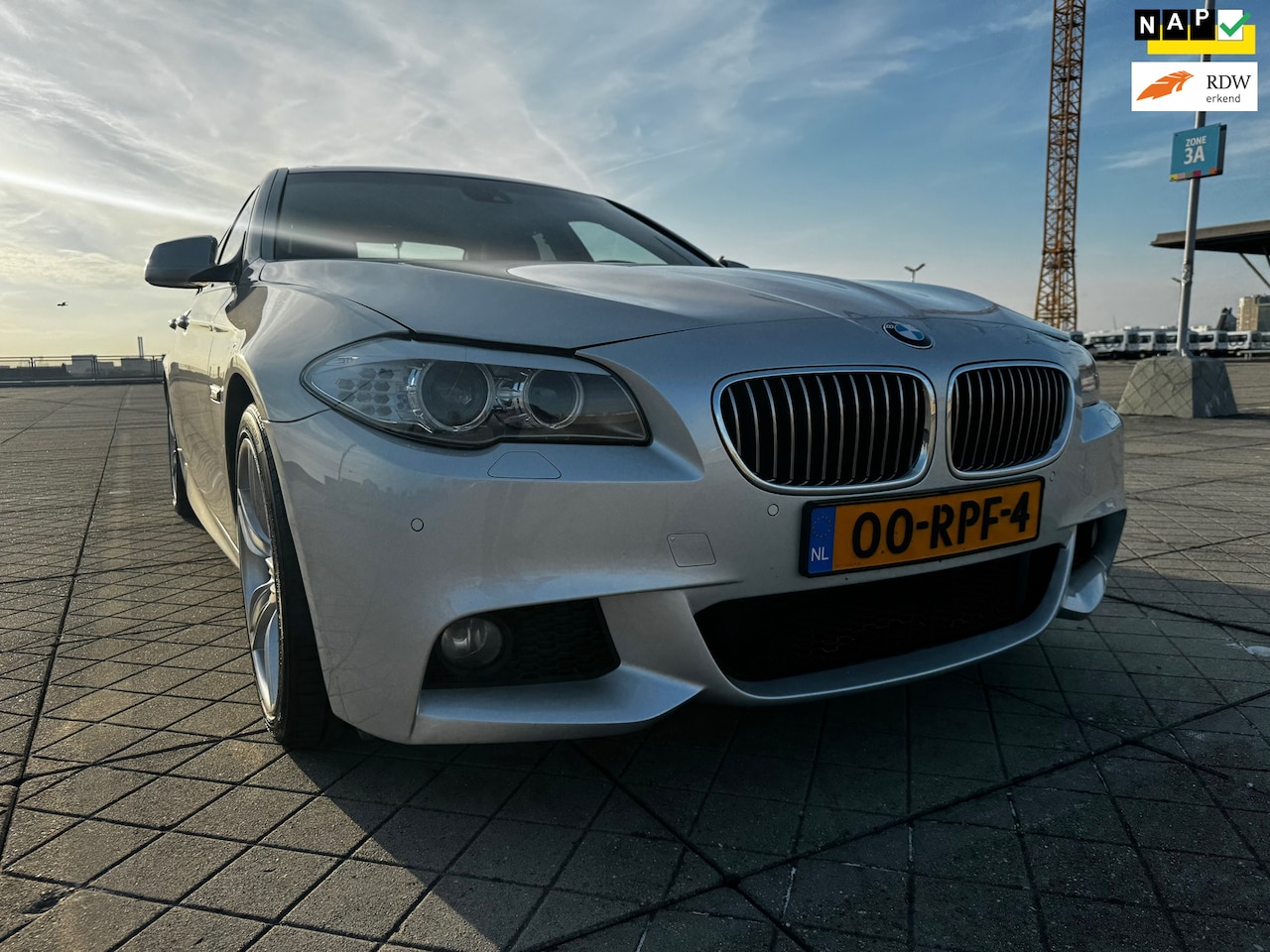 BMW 5-serie - 528i High Executive 260PK 3.0 AUT Schuifdak NAP - AutoWereld.nl