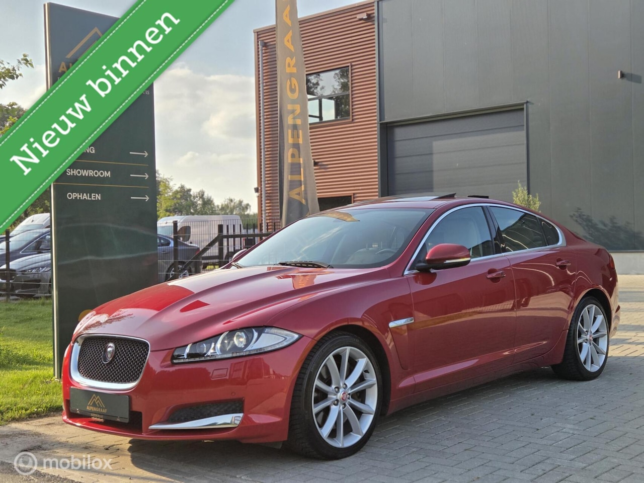 Jaguar XF - 3.0 V6 340pk schuifkanteldak|Camera|Navigatie|Leder - AutoWereld.nl