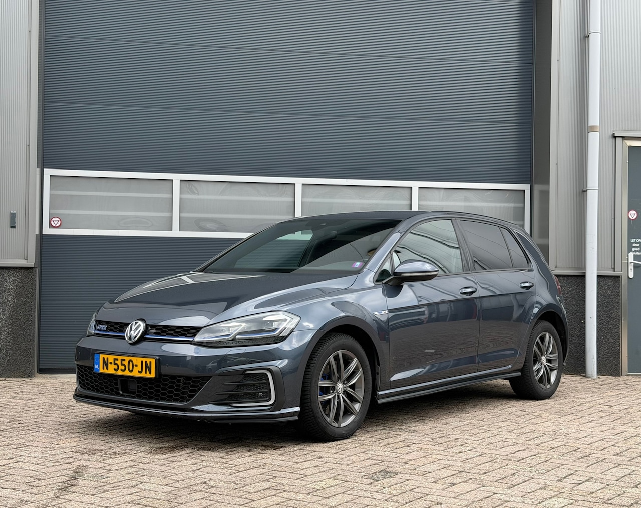 Volkswagen Golf - 1.4 TSI PHEV GTE bj.2018 Virtual|Leder|Navi|Stoelverw. - AutoWereld.nl