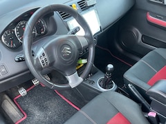 Suzuki Swift - 1.6 Sport
