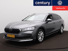 Skoda Superb Combi - 1.5 TSI 150Pk Automaat Navigatie - PDC - Trekhaak - Camera - LED - Stoelverwarming