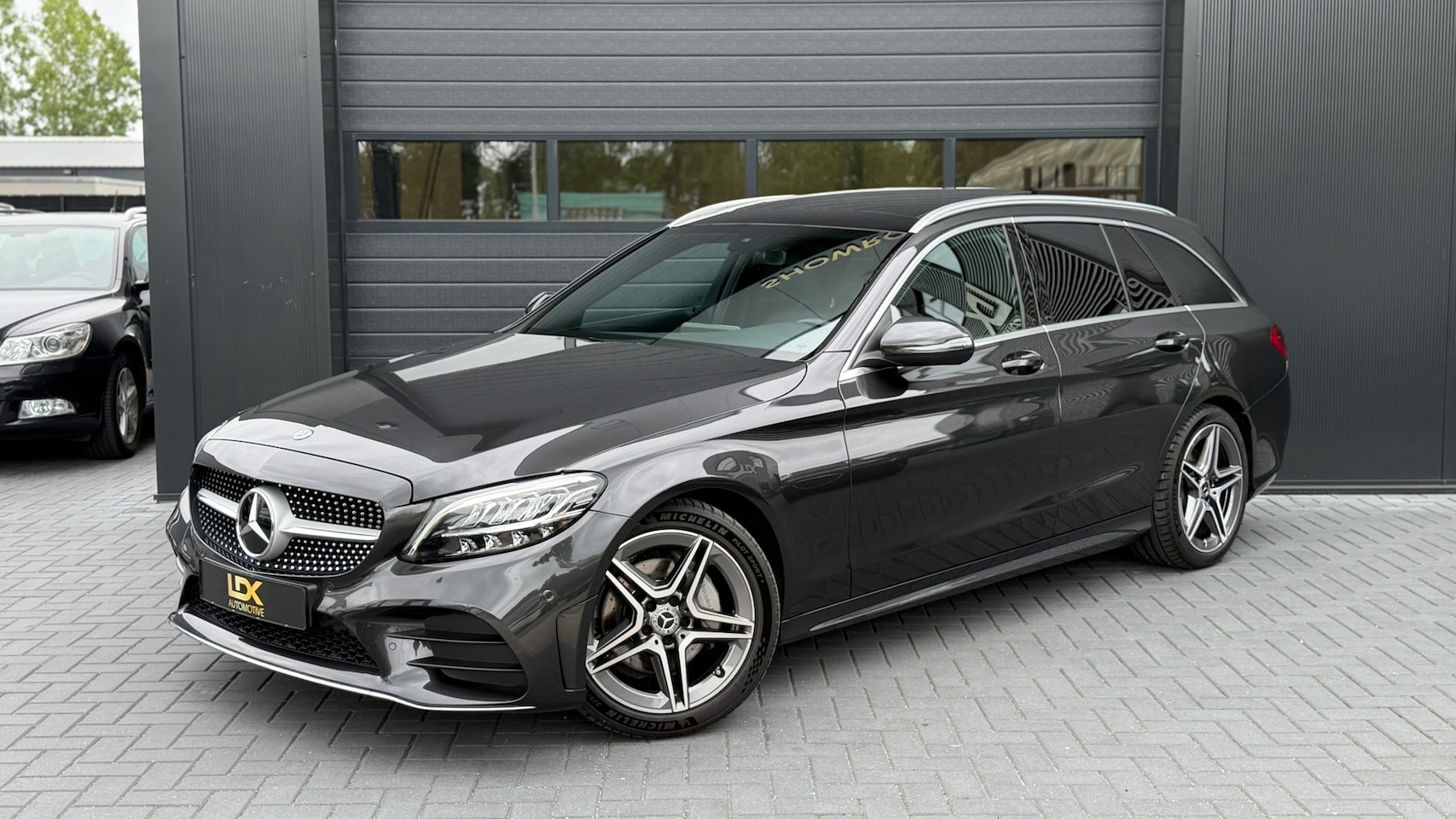 Mercedes-Benz C-klasse Estate - 200 Business Solution AMG|PANO|Trekhaak|NAP - AutoWereld.nl