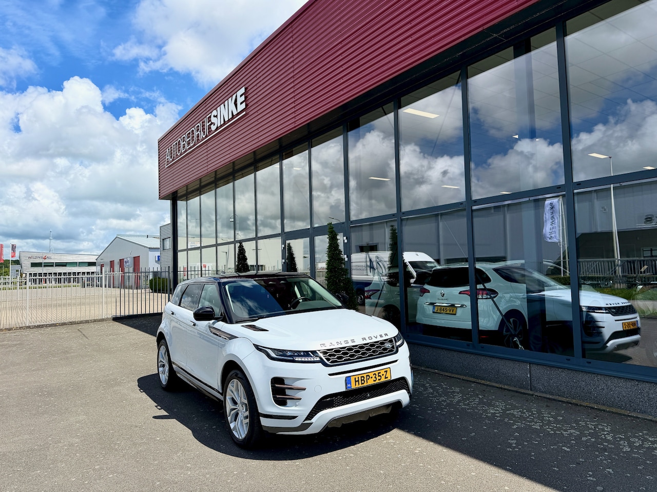 Land Rover Range Rover Evoque - 1.5 P300e AWD R-Dynamic SE 1.5 P300e AWD R-Dynamic SE - AutoWereld.nl