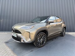 Toyota Yaris Cross - 1.5 Hybrid Adventure AWD | Pano dak | Trekhaak | Oxide Brons | Alle opties | Rijklaar