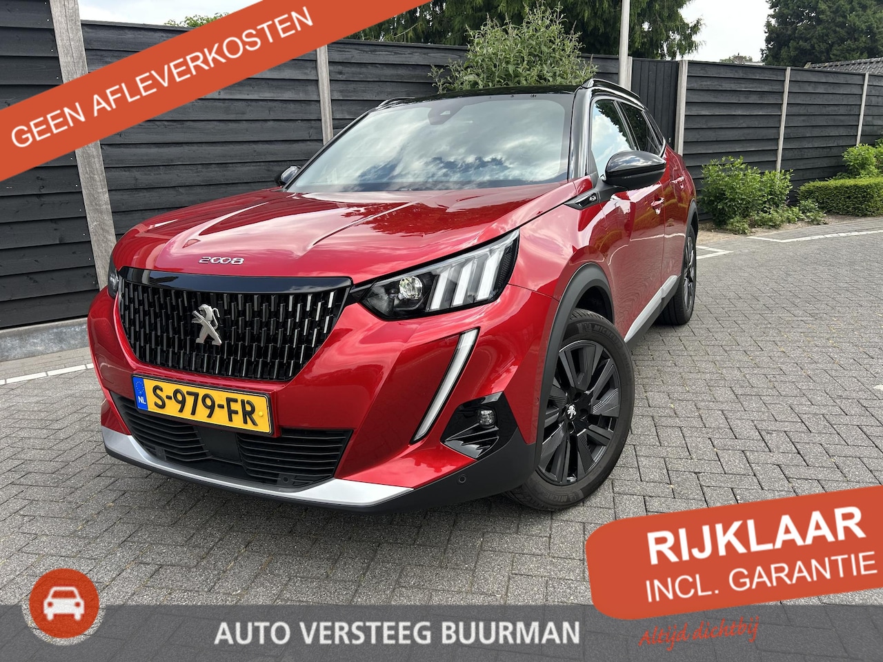 Peugeot 2008 - 1.2 PureTech 130PK GT Pack eat8 Panorama elektrisch schuifkanteldak, luxe Alcanrara bekled - AutoWereld.nl