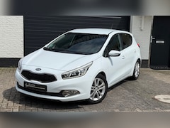 Kia Cee'd - 1.6 GDI Super Pack | NAP | Keyless | Navi | Trekhaak