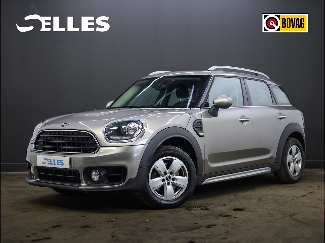 MINI Countryman - Mini 1.5 Cooper Business Edition | Navigatie | Carplay | Bluetooth | Airco | Cruise Contro - AutoWereld.nl