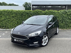 Ford Focus Wagon - 1.0 Titanium ST-Line * Navi * Nieuwe Distr. * Garantie
