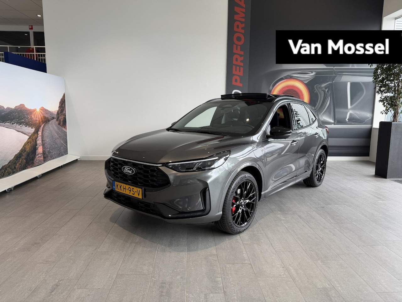 Ford Kuga - 2.5 PHEV Bluecruise BLUECRUISE | TREKHAAK | 20 INCH LICHTMETALEN VELGEN | WINTER PACK - AutoWereld.nl