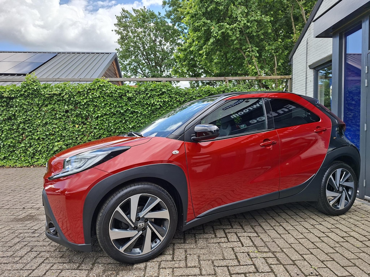 Toyota Aygo X - 1.0 VVT-i MT Premium Cabrio, ad. cruise, Apple/Android - AutoWereld.nl