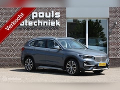 BMW X1 - xDrive25e High Exe, trekhaak, head up, pano