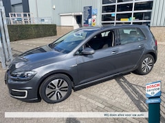 Volkswagen e-Golf - Vii e-Golf - E-DITION - Adaptive cruise control - Camera - Parkeersensoren - SOH accu 90%