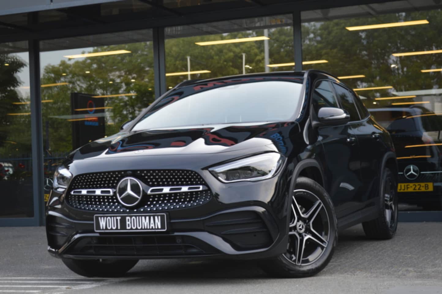 Mercedes-Benz GLA-Klasse - 250 e AMG Multibeam Panorama Widescreen Sfeer Camera Trekh Pdc - AutoWereld.nl