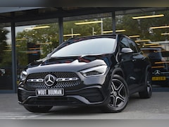 Mercedes-Benz GLA-Klasse - 250 e AMG Multibeam Panorama Widescreen Sfeer Camera Trekh Pdc