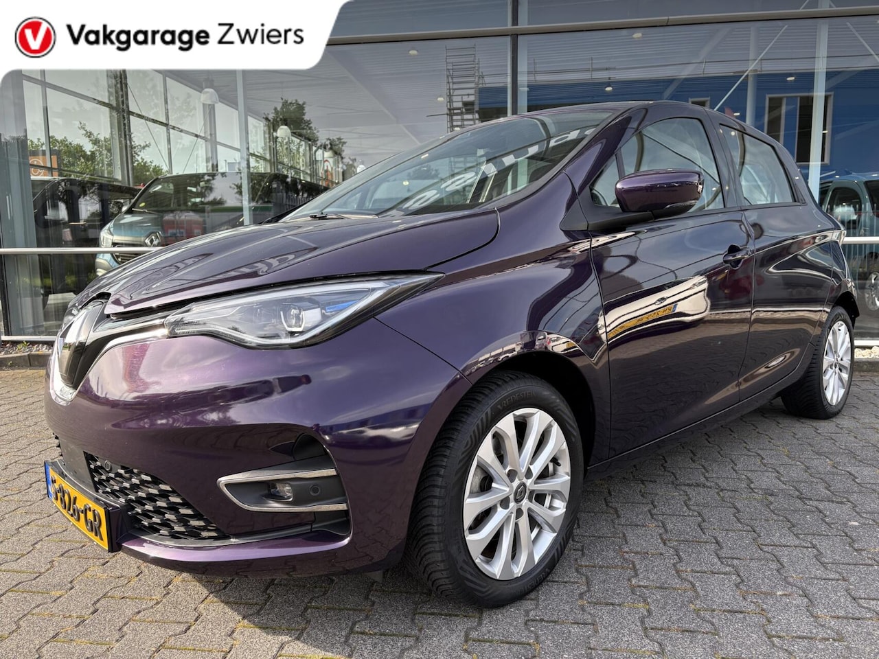 Renault Zoe - R110 Life 3-Fase 52 kWh|Koopaccu|SOH 92% Snelladen Apple Carplay|Navi - AutoWereld.nl