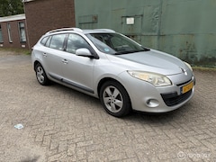 Renault Mégane Estate - 2.0 Privilége
