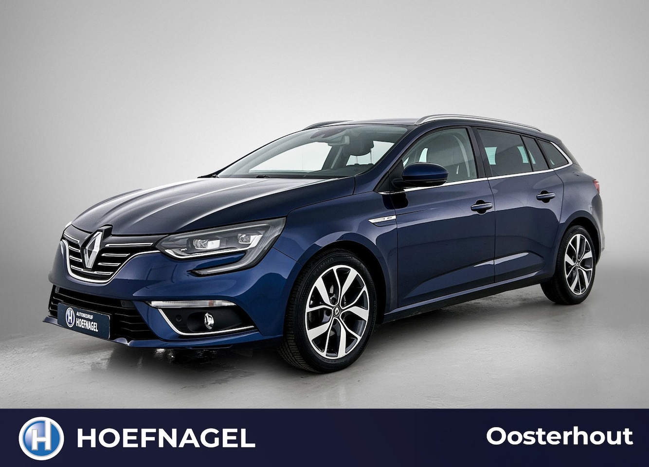 Renault Mégane Estate - 1.2 TCe Bose | Adaptive Cruise | Navigatie | Camera | Parkeersensoren | Trekhaak | NAP - AutoWereld.nl