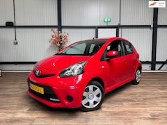 Toyota Aygo - 1.0 VVT-i Xpress / AIRCO / 5Drs / Zeer nette staat