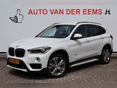 BMW X1 - sDrive18i Executive NL-Auto / Sportstoelen / Clima / Correct onderhouden