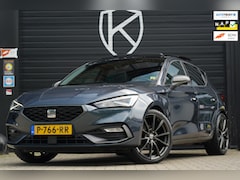 SEAT Leon - FR 1.5 eTSI FR Business Intense MATRIX LED/PANO/BEATS/AMBIENT/TREKHAAKACC/RIJ ASS PAKK/STE