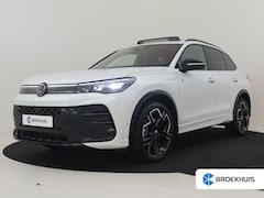 Volkswagen Tiguan - 1.5 TSI eHybrid R-Line 272pk | Trekhaak | Leder l Panorama dak | Head up display | Harman