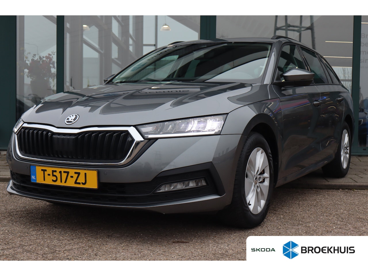 Skoda Octavia Combi - 1.0 TSI Business Edition 110PK Trekhaak | Cruise control | Draadloze telefoonlader | Keyle - AutoWereld.nl