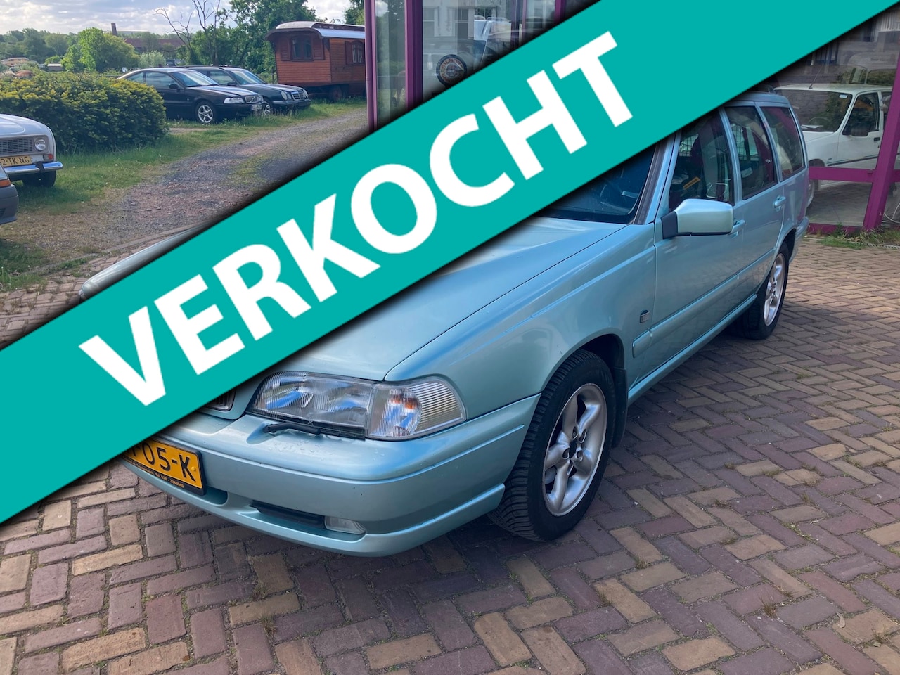 Volvo V70 - 2.5-20V 243500 KM! - AutoWereld.nl