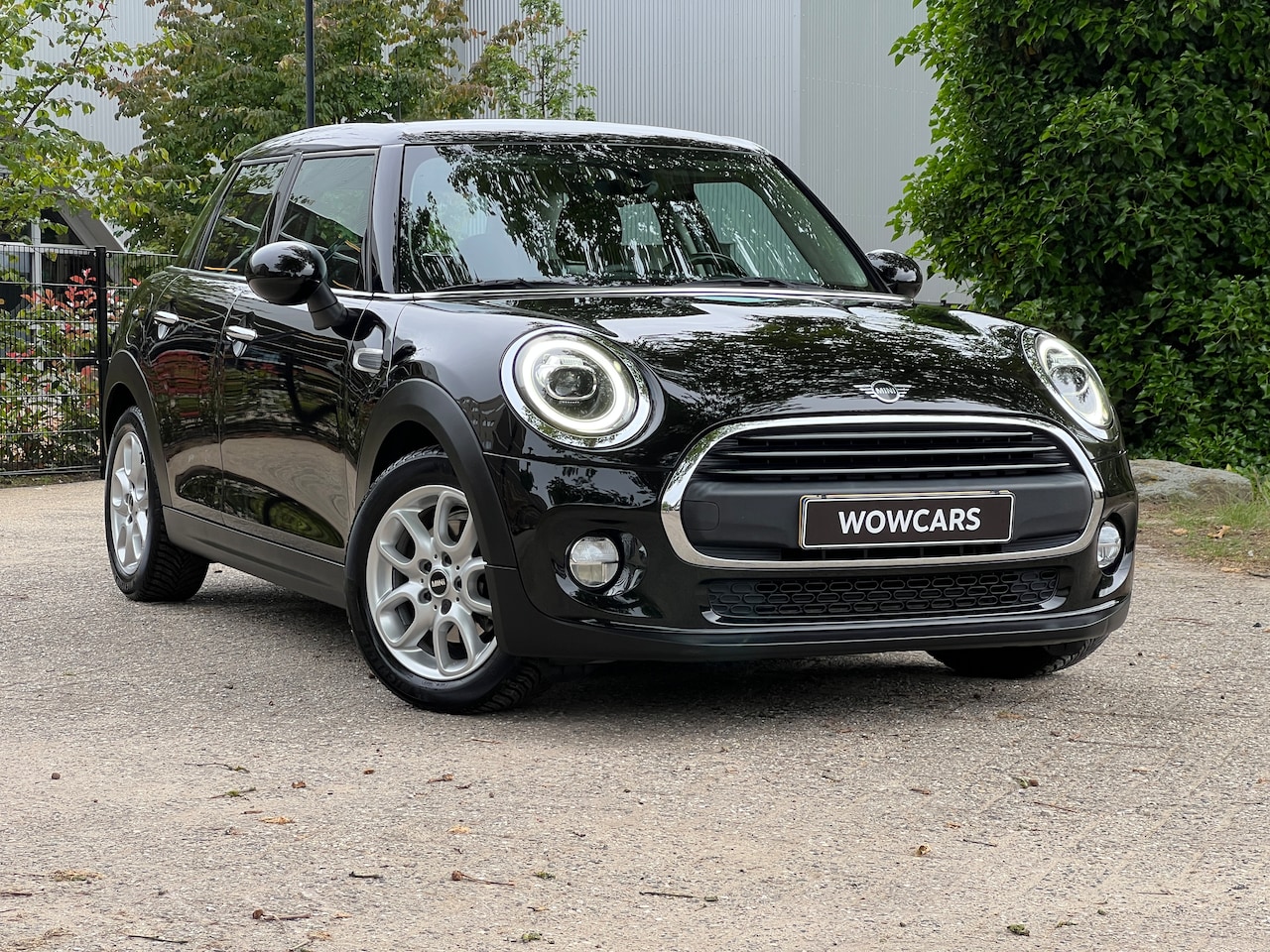 MINI 5-Deurs - 1.5 One Pepper 1.5i 5-Deuren Automaat - CarPlay - Led - Alarm - Pdc - LM Velgen - AutoWereld.nl