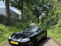 Mazda MX-5 - 1.6i Exclusive