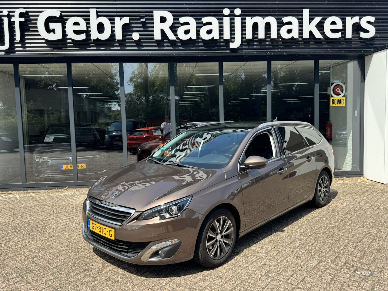 Peugeot 308 SW - 1.2 PureTech Premium*Panoramadak*Leder*navi*EXPORT/EX.BPM* - AutoWereld.nl