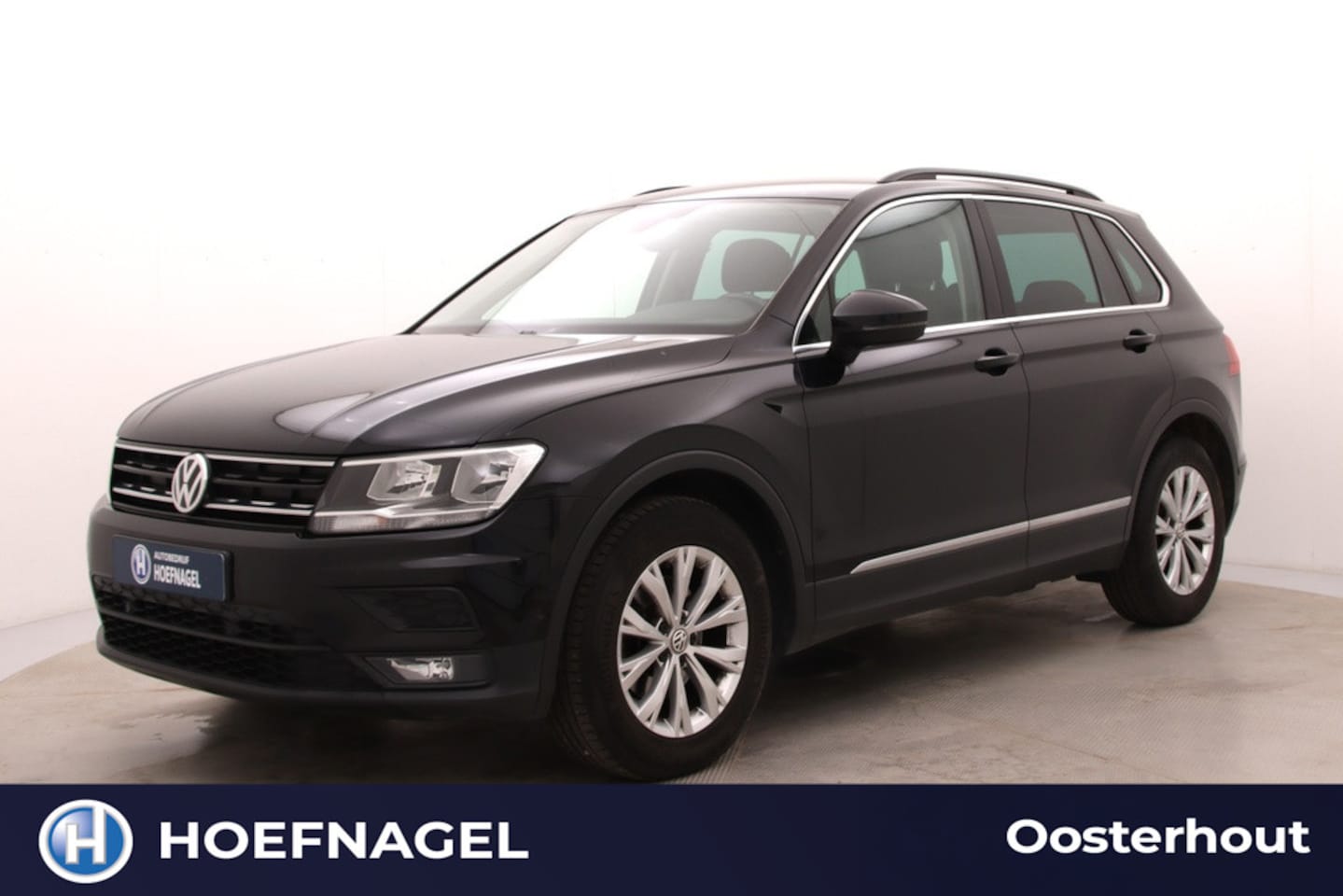 Volkswagen Tiguan - 1.5 TSI ACT Comfortline | Automaat | Adaptive Cruise | Stoelverwarming | CarPlay | Camera - AutoWereld.nl