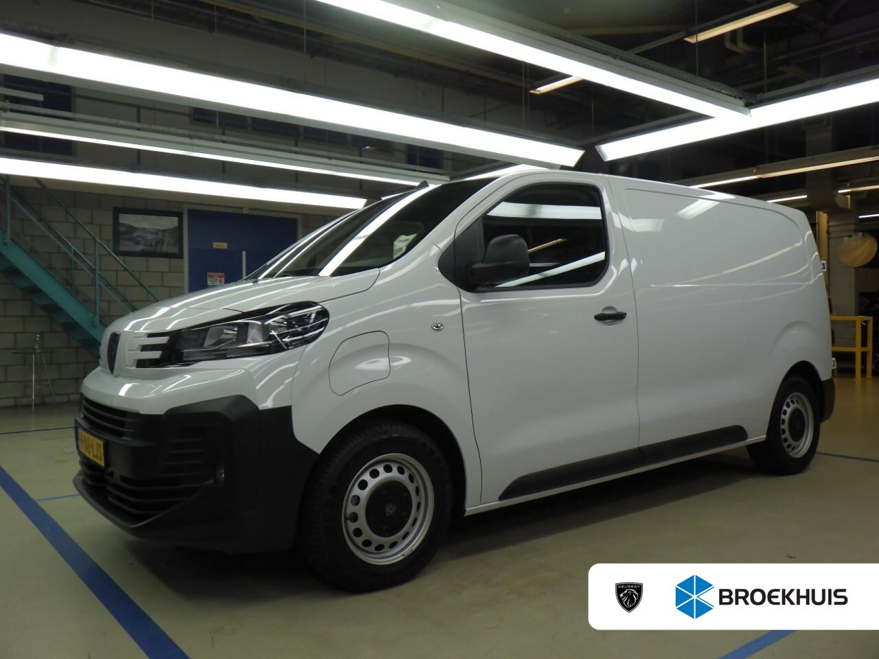 Peugeot e-Expert - EV L2 75 kWh | Navi | Airco | Camera | Cruise control | DAB | Bankje | PDC achter | Lat om - AutoWereld.nl