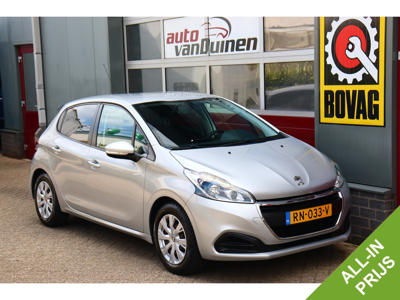 Peugeot 208 - 1.2 PureTech Active O.a: Clima, Navi, Cruise, PDC, Carplay, DAB, Etc. All-in prijs! - AutoWereld.nl