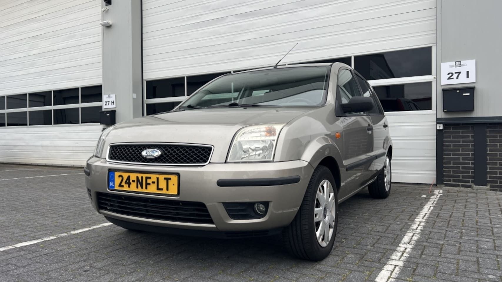 Ford Fusion - 1.4-16V Luxury 1.4-16V Luxury - AutoWereld.nl