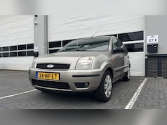 Ford Fusion - 1.4-16V Luxury
