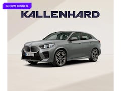 BMW iX2 - eDrive20 M-Sport - Pano - Trekhaak - Memoryzetel - Stuurwiel Verwarmd