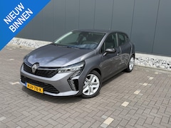 Renault Clio - 1.6 E-Tech Full Hybrid 145 evolution | Navigatie | Dealer Onderhouden |