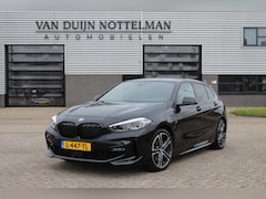 BMW 1-serie - 118i Business Edition M Sport / Carplay / LED / N.A.P